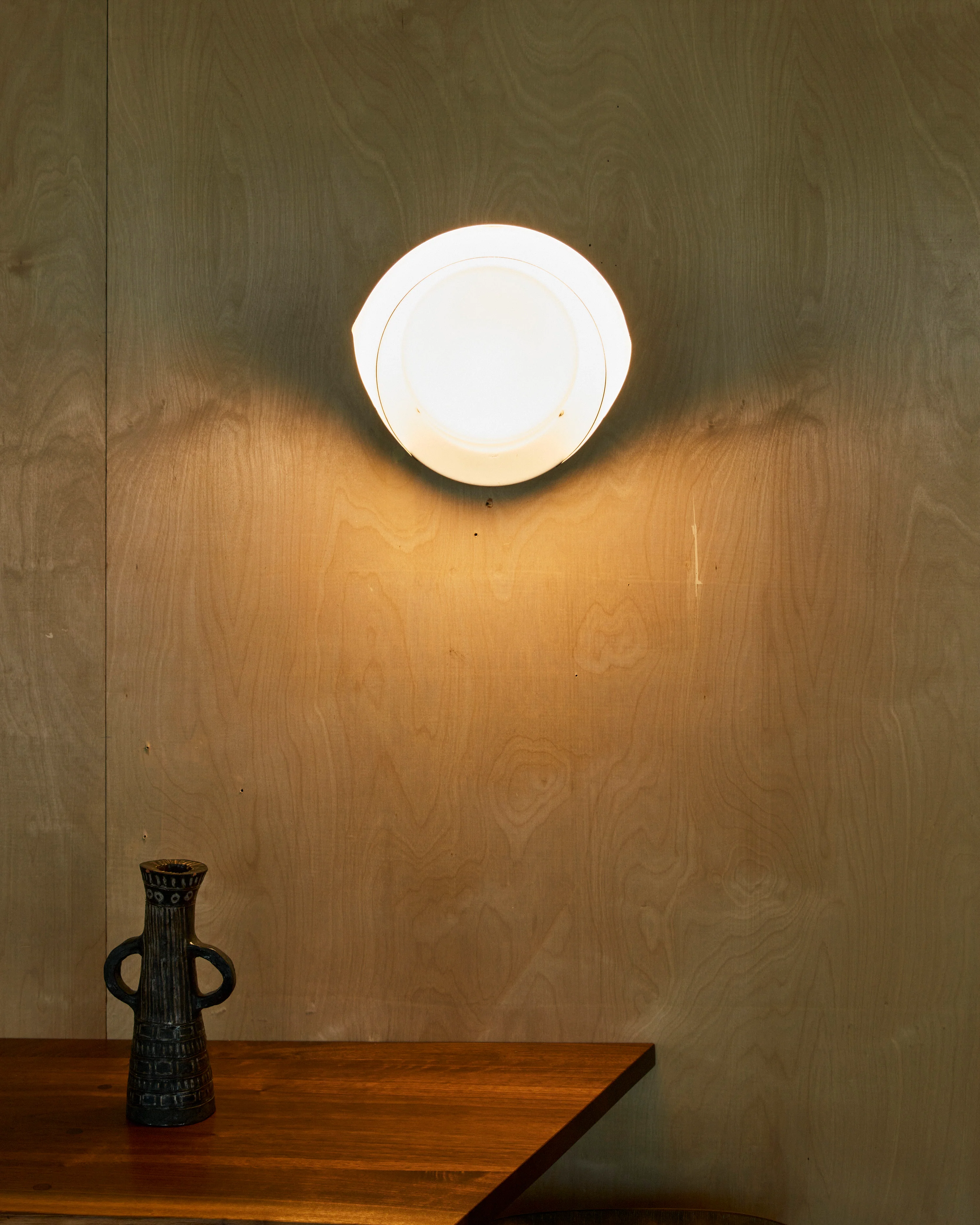 A PAIR OF AT32 WALL SCONCES BY ITSU - Image 4