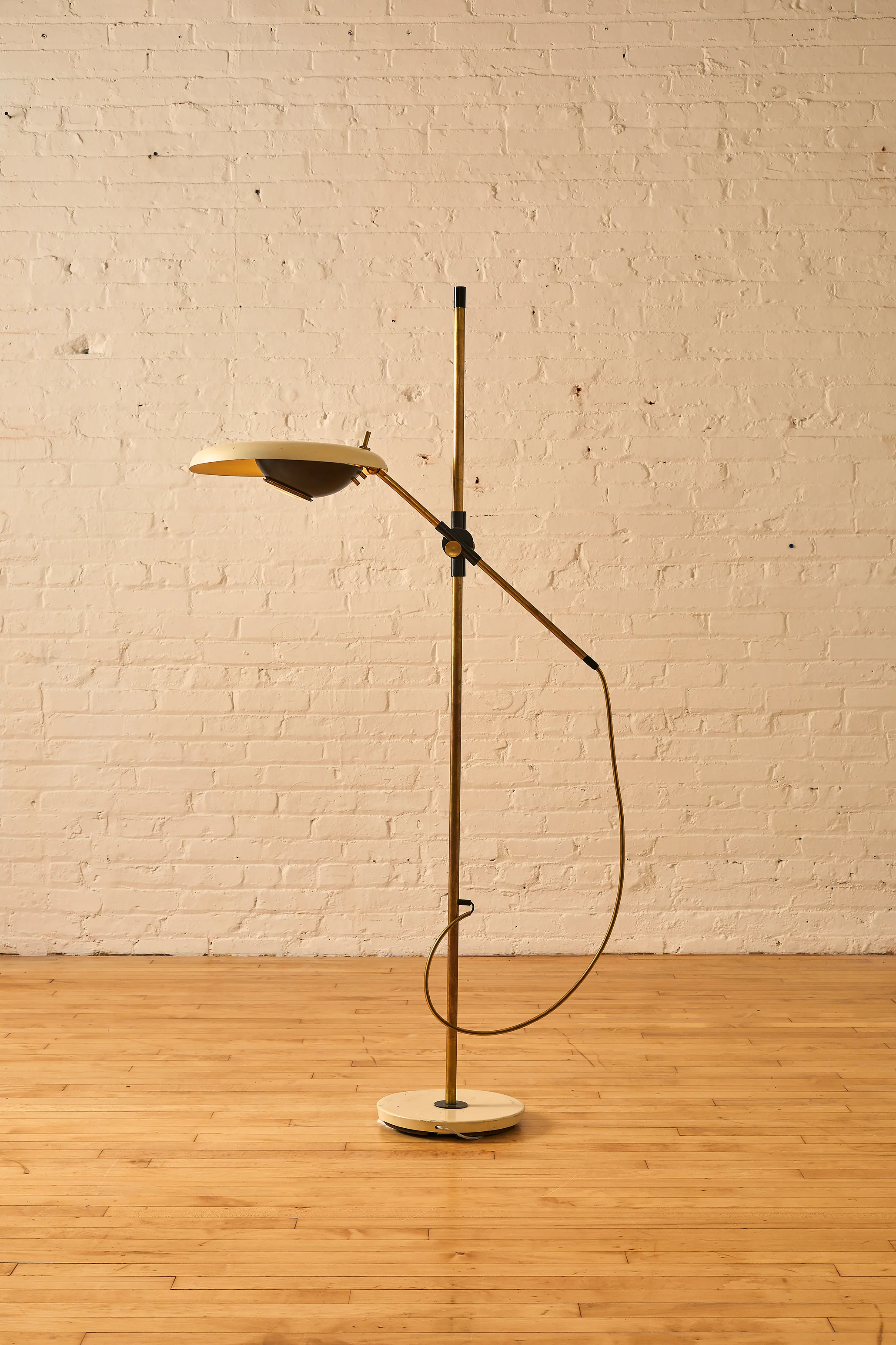 Oscar Torlasco "Lumi" Floor Lamp - Image 3