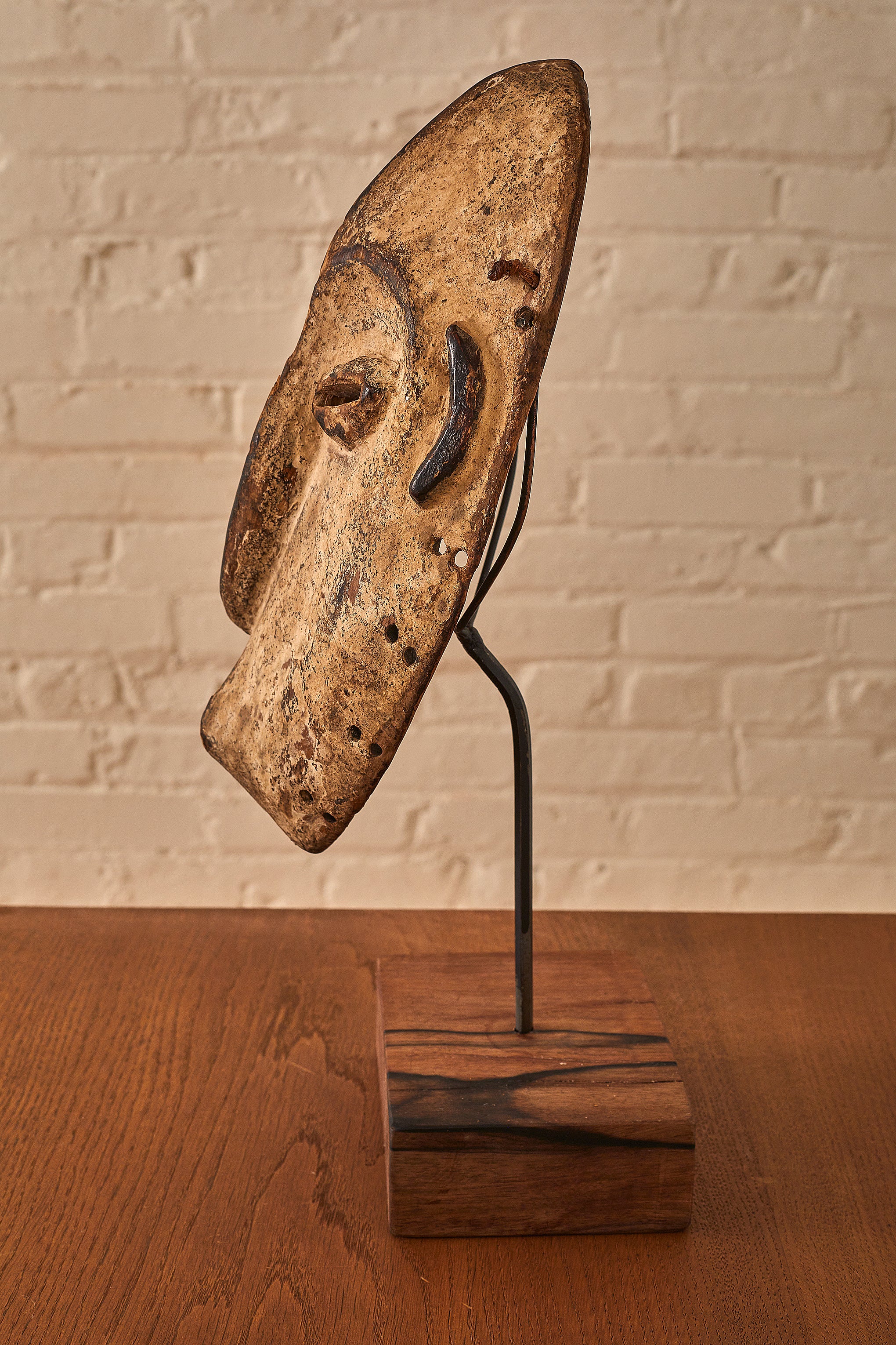 PENDE ILLNESS MBANGU MASK - Image 4