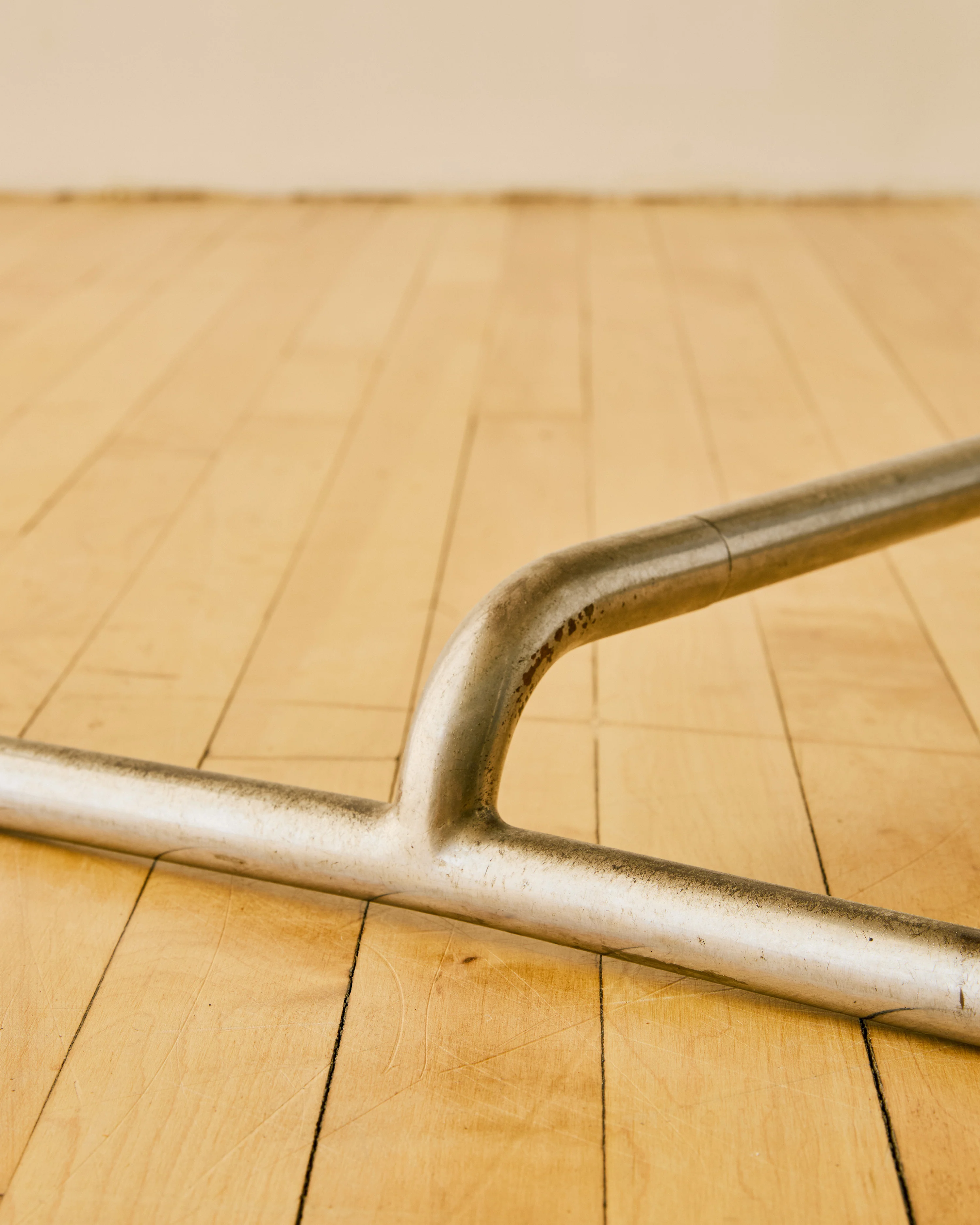 WOOD AND METAL CONSOLE TABLE BY LOUIS SOGNOT C. 1930'S - Image 5